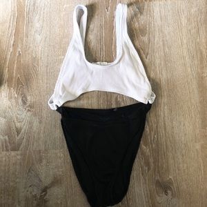 Color Block Cutout High Leg Ribbed Bikini